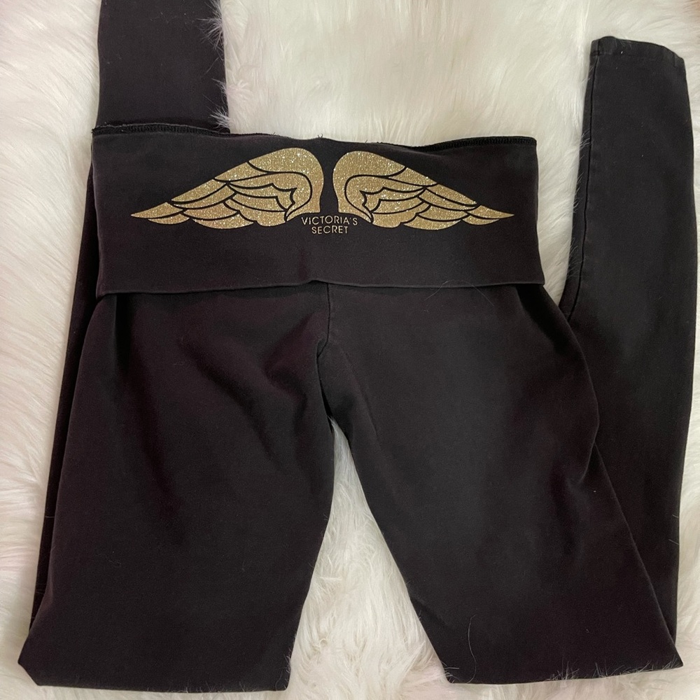 Victoria Secret PINK Yoga Leggings with gold Angel Wings